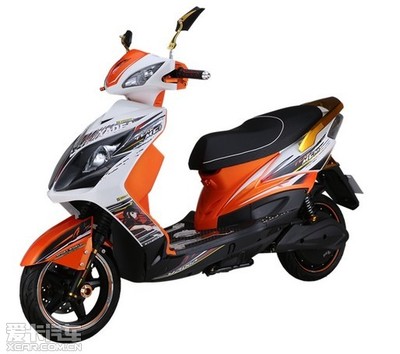 雅迪高端運(yùn)動(dòng)車來(lái)襲 品質(zhì)與性能的完美融合