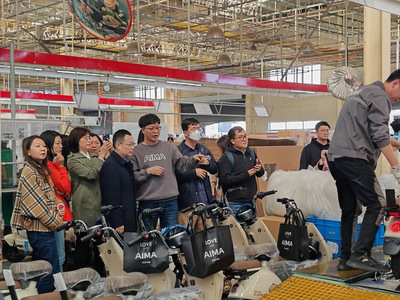 產(chǎn)教融合新篇章 智能制造行業(yè)系列課程首期——愛(ài)瑪科技參觀調(diào)研活動(dòng)圓滿落幕